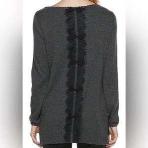 Elle M Back bows & lace plum sweater